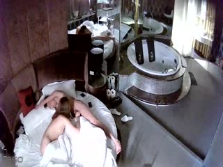 酒店偷拍系列-按摩浴缸房偷拍敷面膜的臭美纹身男和模特身材气质美女开房做爱两次-lyz